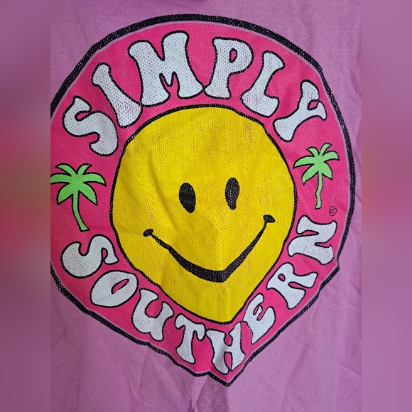 SIMPLY SOUTHERN Logo Smiley Face T-Shirt  NWT Pink Oversize Beach Top Sz M - Picture 3 of 6